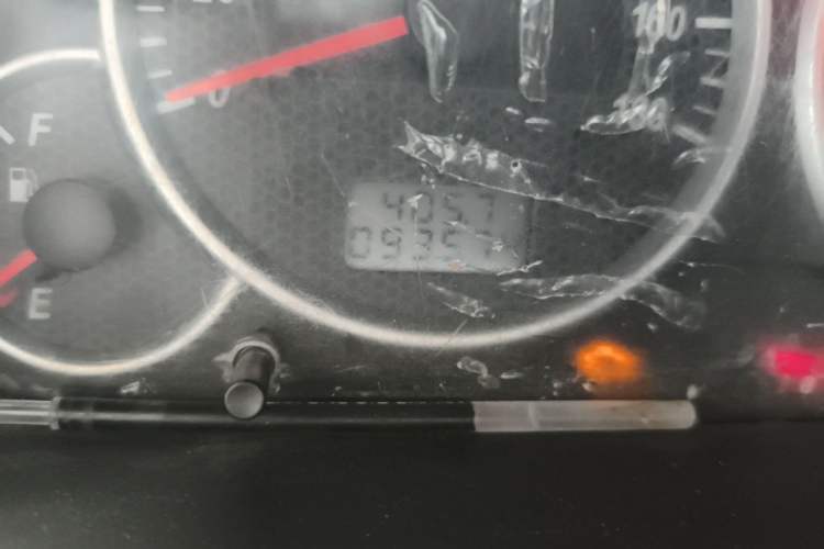 Used Dongfeng Xiaokang C37 2016 1.5L Standard II DK15-06 Odometer Close Up