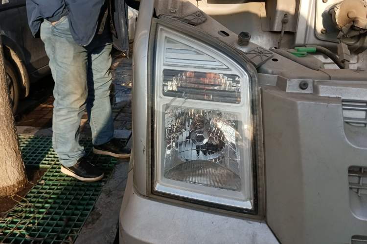 Used Dongfeng Xiaokang C37 2016 1.5L Standard II DK15-06 Right Front Headlight