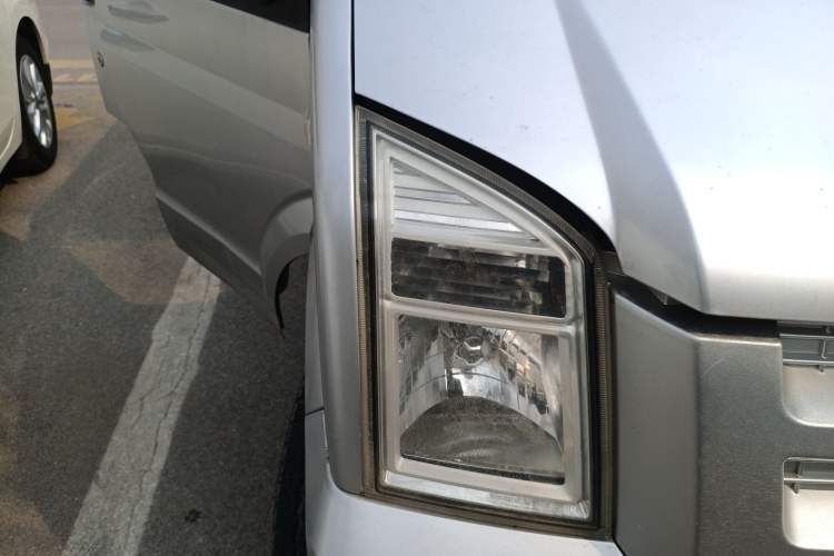 Used Dongfeng Xiaokang C37 2016 1.5L Standard II DK15-06 Right Front Headlight