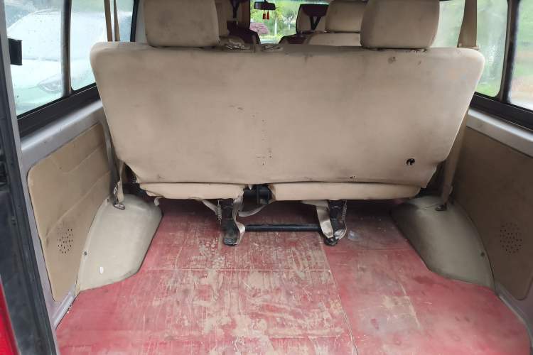 Used Dongfeng Xiaokang C37 2016 1.5L Standard II DK15-06 Trunk