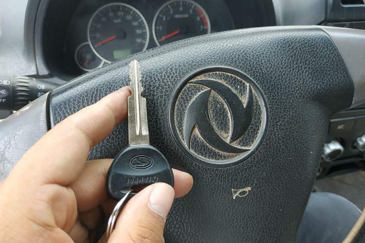 Used Dongfeng Xiaokang C37 2016 1.5L Standard II DK15-06 Vehicle Key