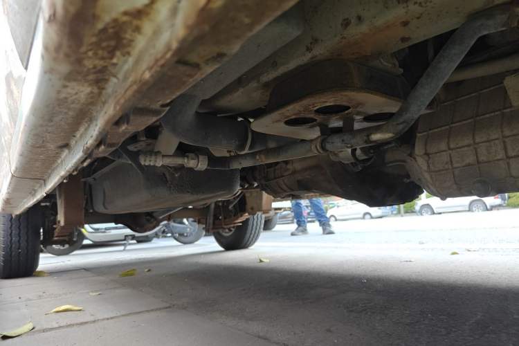 Used Dongfeng Xiaokang C37 2016 1.5L Standard II DK15-06 Chassis Front Right