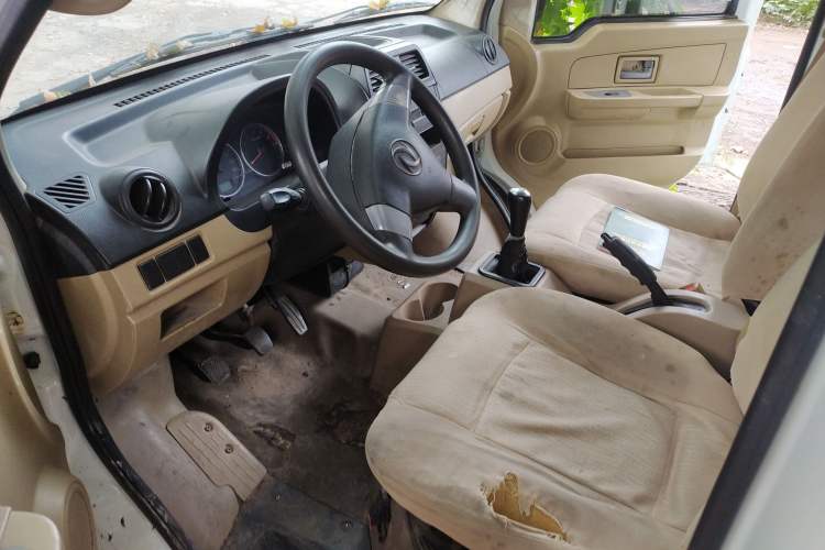 Used Dongfeng Xiaokang C37 2016 1.5L Standard II DK15-06 Left Front Seat