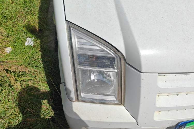 Used Dongfeng Xiaokang C37 2016 1.5L Standard II DK15-06 Right Front Headlight