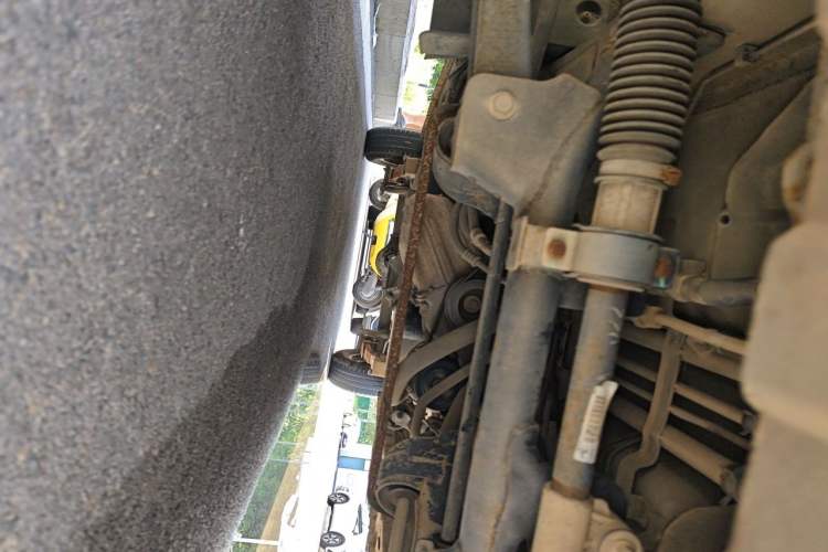 Used Dongfeng Xiaokang C37 2016 1.5L Standard II DK15-06 Chassis Front