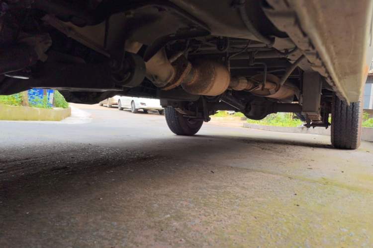 Used Dongfeng Xiaokang C37 2016 1.5L Standard II DK15-06 Chassis Front Left
