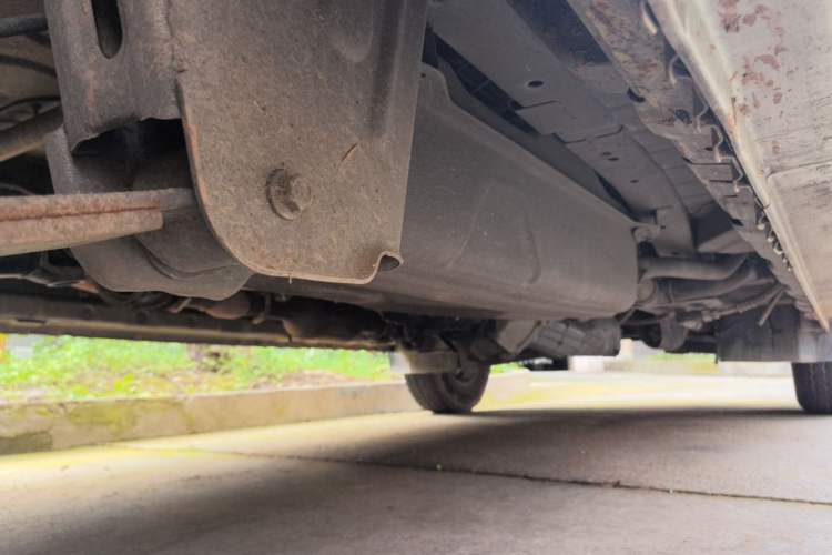 Used Dongfeng Xiaokang C37 2016 1.5L Standard II DK15-06 Chassis Rear Right