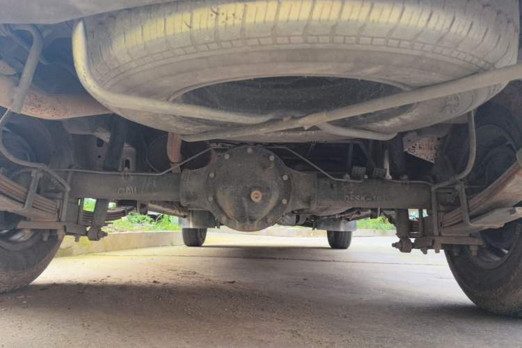 Used Dongfeng Xiaokang C37 2016 1.5L Standard II DK15-06 Chassis Rear