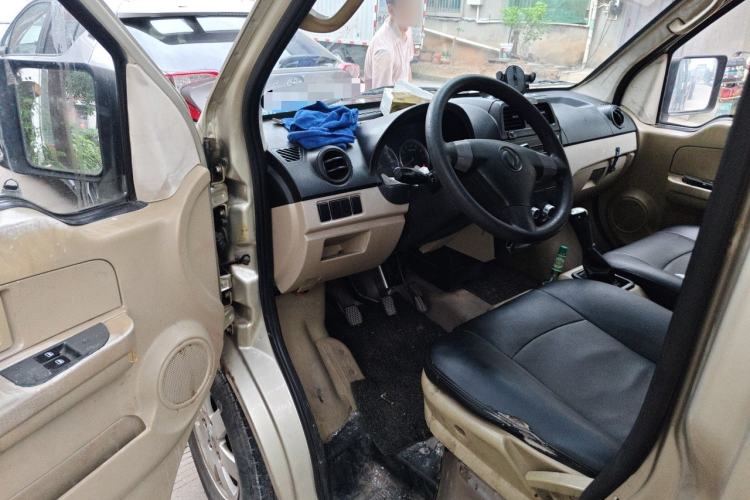 Used Dongfeng Xiaokang C37 2016 1.5L Standard II DK15-06 Driver Seat