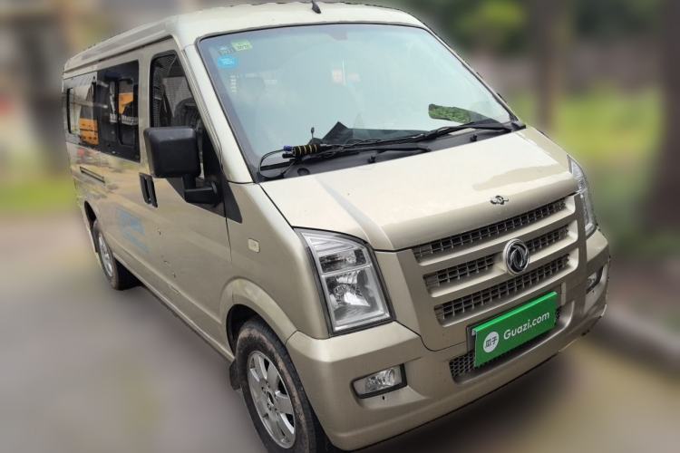 Used Dongfeng Xiaokang C37 2016 1.5L Standard II DK15-06 Front Right 45 Deg