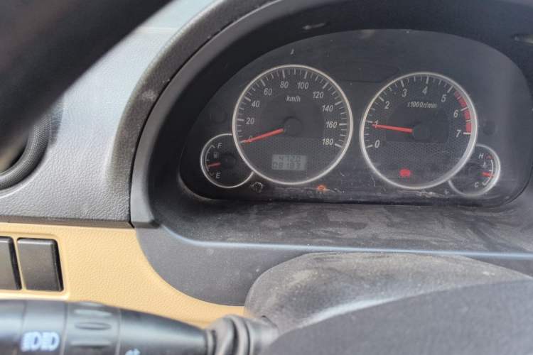 Used Dongfeng Xiaokang C37 2016 1.5L Standard II DK15-06 Odometer Close Up