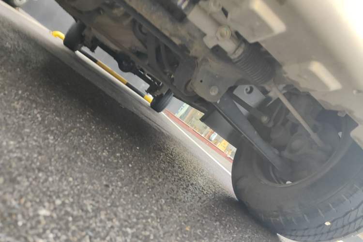 Used Dongfeng Xiaokang C37 2018 1.5L Premium II DK15 Chassis Rear Right