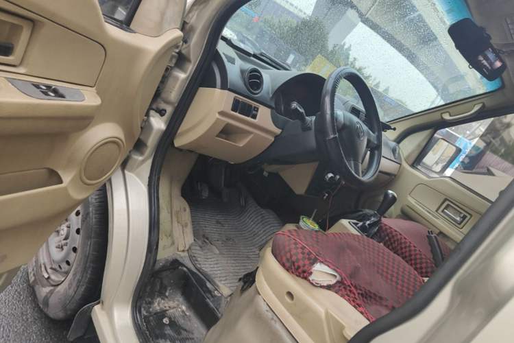 Used Dongfeng Xiaokang C37 2018 1.5L Premium II DK15 Driver Seat