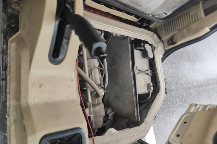 Used Dongfeng Xiaokang C37 2018 1.5L Premium II DK15 Engine Bay Left