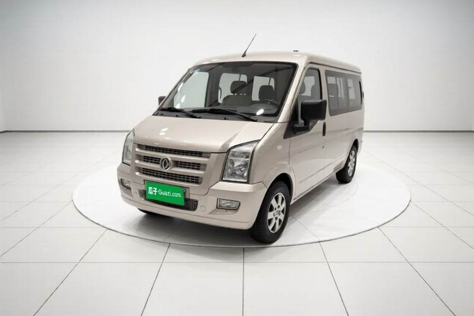 Dongfeng Xiaokang C37 2018