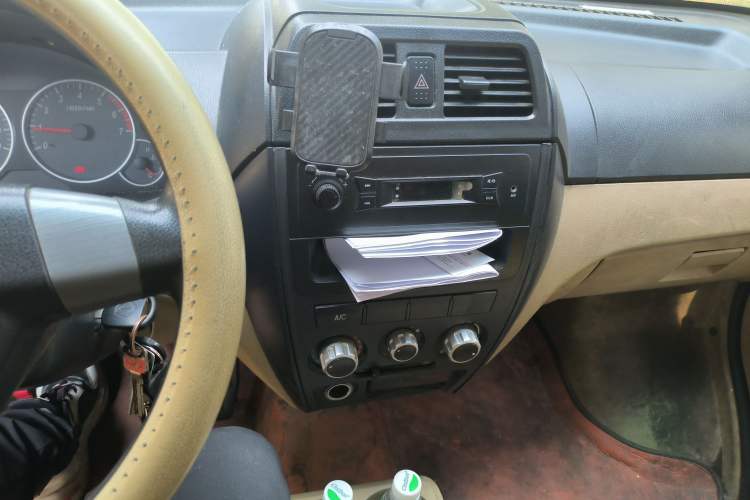 Used Dongfeng Xiaokang C37 2018 1.5L Premium II DK15 Audio And AC Panel