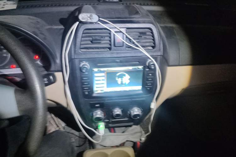 Used Dongfeng Xiaokang C37 2018 1.5L Premium II DK15 Audio And AC Panel