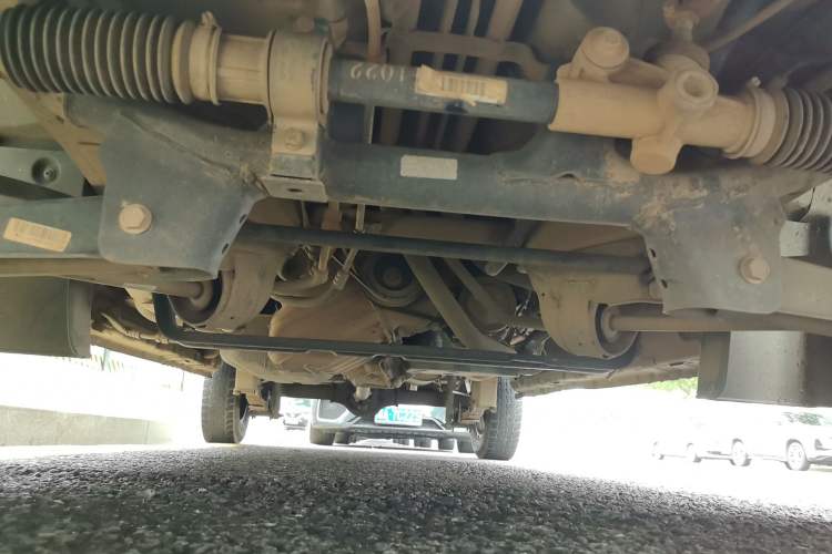 Used Dongfeng Xiaokang C37 2018 1.5L Premium II DK15 Chassis Front