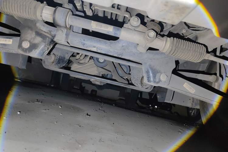 Used Dongfeng Xiaokang C37 2018 1.5L Premium II DK15 Chassis Front