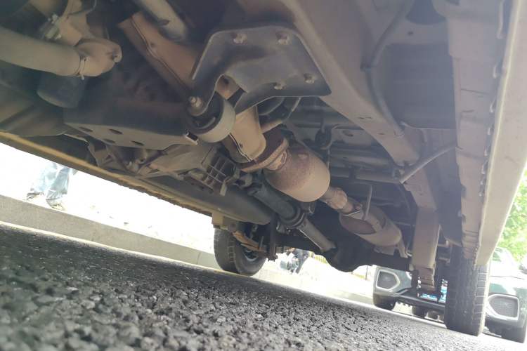 Used Dongfeng Xiaokang C37 2018 1.5L Premium II DK15 Chassis Front Left