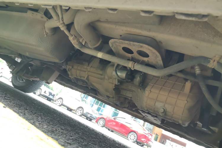 Used Dongfeng Xiaokang C37 2018 1.5L Premium II DK15 Chassis Front Right