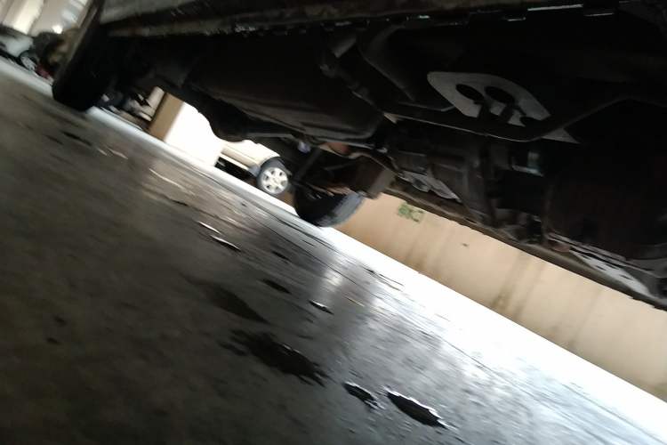 Used Dongfeng Xiaokang C37 2018 1.5L Premium II DK15 Chassis Front Right