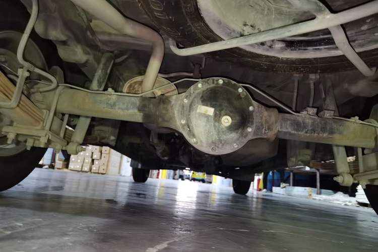 Used Dongfeng Xiaokang C37 2018 1.5L Premium II DK15 Chassis Rear