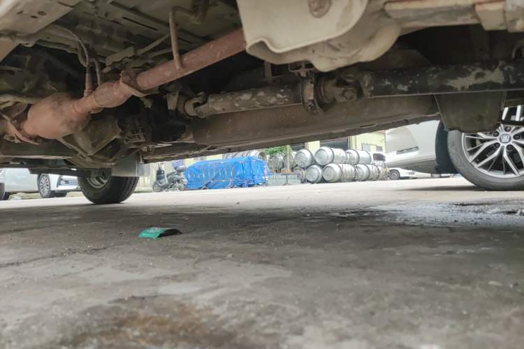 Used Dongfeng Xiaokang C37 2018 1.5L Premium II DK15 Chassis Rear Left