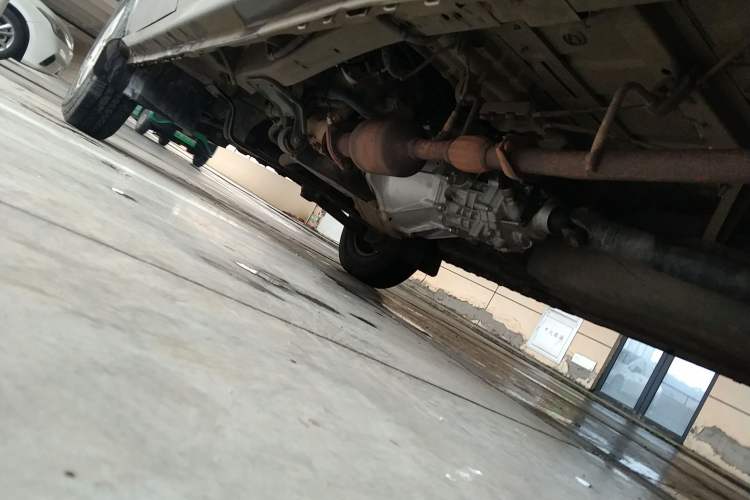 Used Dongfeng Xiaokang C37 2018 1.5L Premium II DK15 Chassis Rear Left