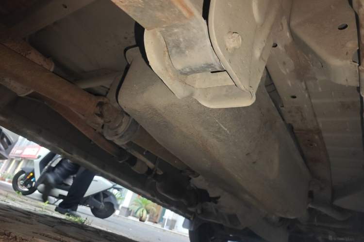 Used Dongfeng Xiaokang C37 2018 1.5L Premium II DK15 Chassis Rear Right