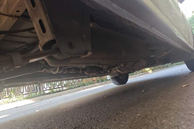 Used Dongfeng Xiaokang C37 2018 1.5L Premium II DK15 Chassis Rear Right