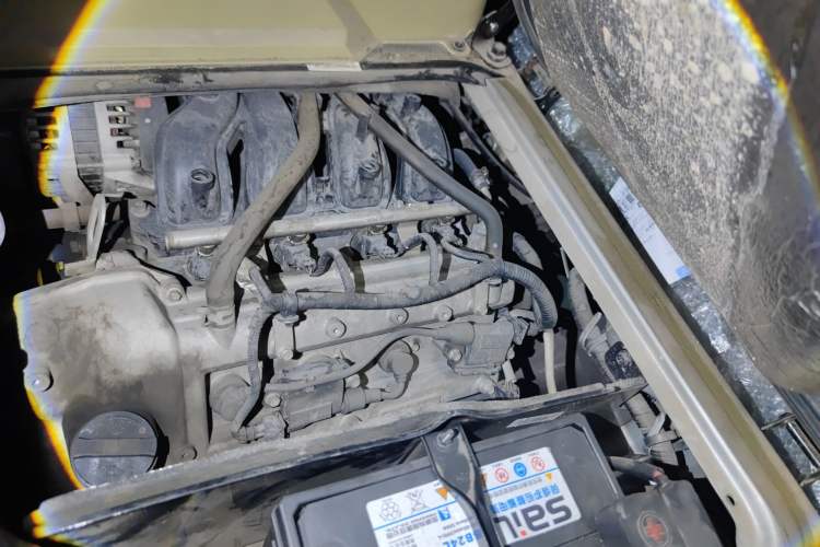 Used Dongfeng Xiaokang C37 2018 1.5L Premium II DK15 Engine Bay Left