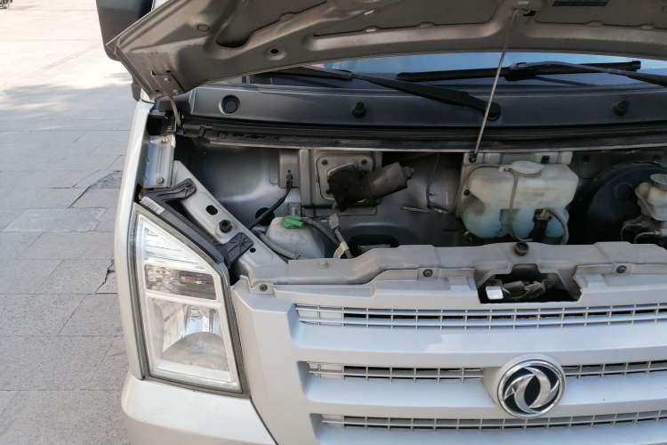 Used Dongfeng Xiaokang C37 2018 1.5L Premium II DK15 Engine Bay Right