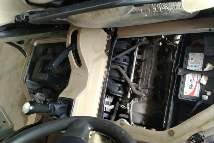 Used Dongfeng Xiaokang C37 2018 1.5L Premium II DK15 Engine Bay