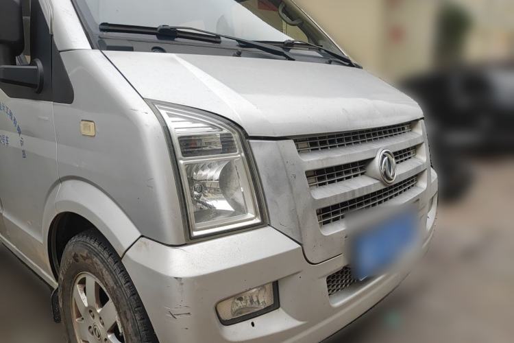 Used Dongfeng Xiaokang C37 2018 1.5L Premium II DK15 Front Right 45 Deg