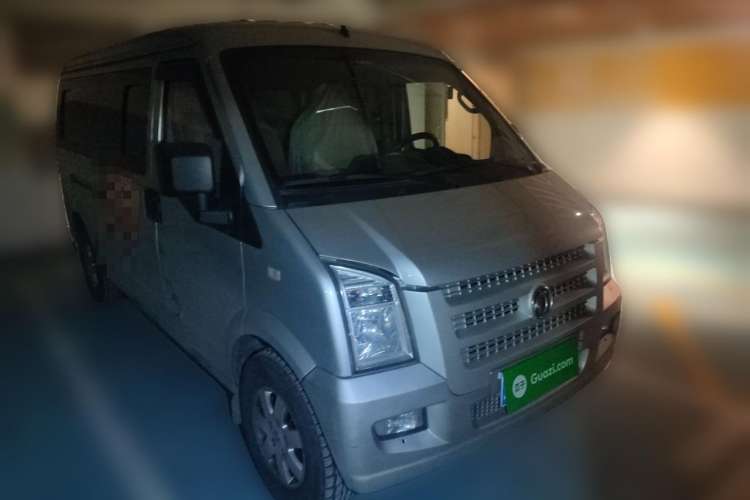 Used Dongfeng Xiaokang C37 2018 1.5L Premium II DK15 Front Right 45 Deg
