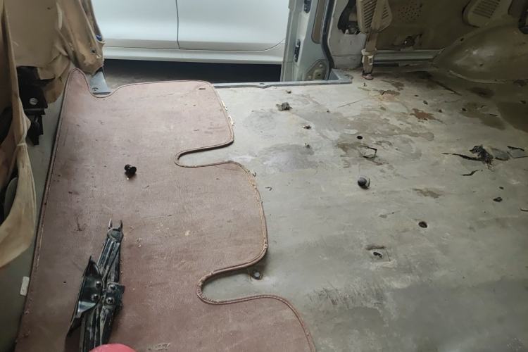 Used Dongfeng Xiaokang C37 2018 1.5L Premium II DK15 Left Rear Seat