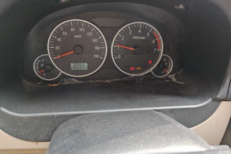 Used Dongfeng Xiaokang C37 2018 1.5L Premium II DK15 Odometer Close Up