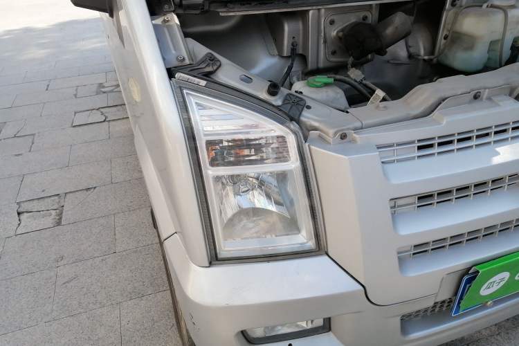 Used Dongfeng Xiaokang C37 2018 1.5L Premium II DK15 Right Front Headlight
