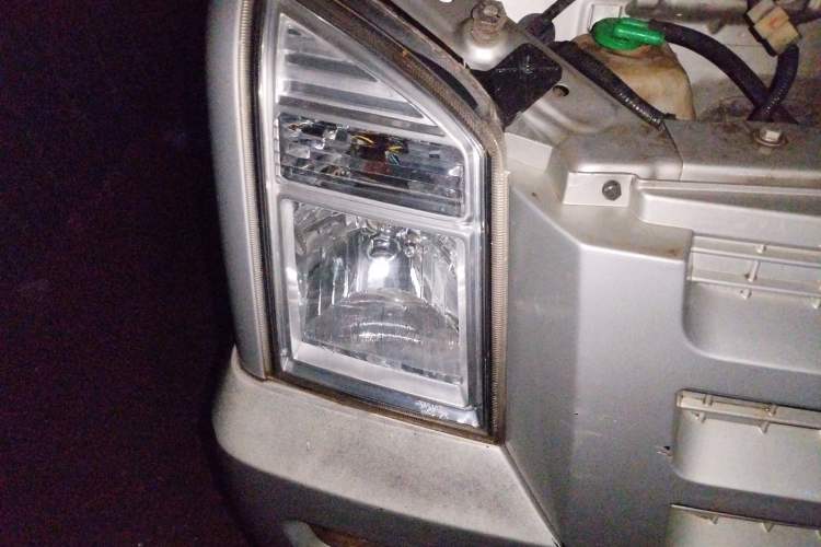 Used Dongfeng Xiaokang C37 2018 1.5L Premium II DK15 Right Front Headlight