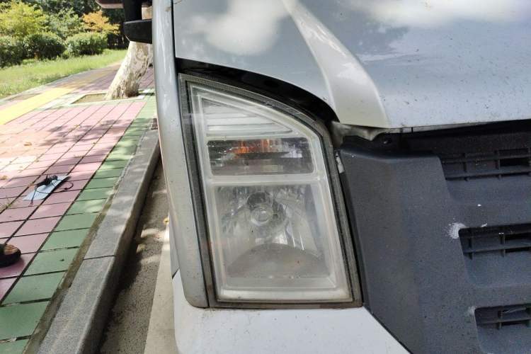 Used Dongfeng Xiaokang C37 2018 1.5L Premium II DK15 Right Front Headlight