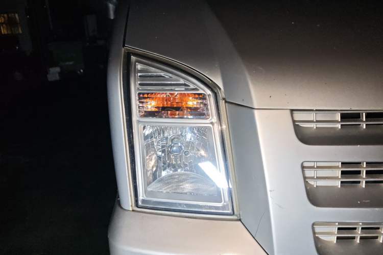 Used Dongfeng Xiaokang C37 2018 1.5L Premium II DK15 Right Front Headlight