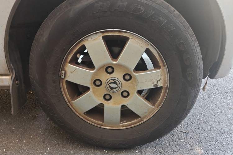Used Dongfeng Xiaokang C37 2018 1.5L Premium II DK15 Right Front Wheel Hub