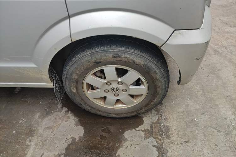 Used Dongfeng Xiaokang C37 2018 1.5L Premium II DK15 Right Front Wheel Hub