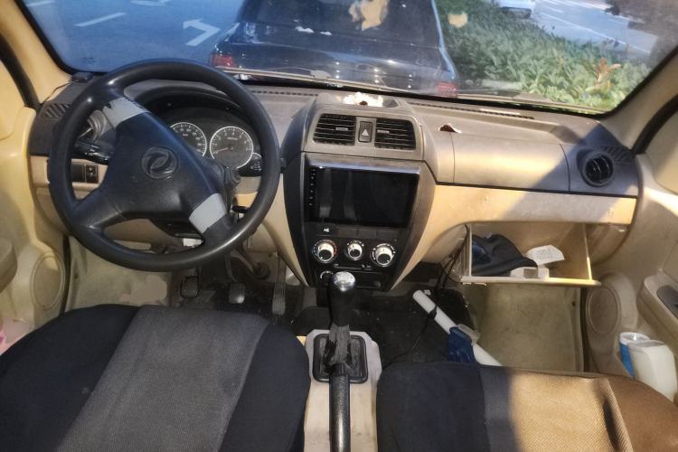 Used Dongfeng Xiaokang C37 2019 1.5L Standard II China VI Emission Standard DK15 Center Console