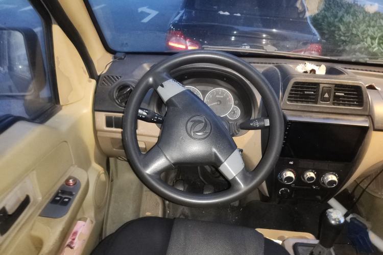 Used Dongfeng Xiaokang C37 2019 1.5L Standard II China VI Emission Standard DK15 Steering Wheel