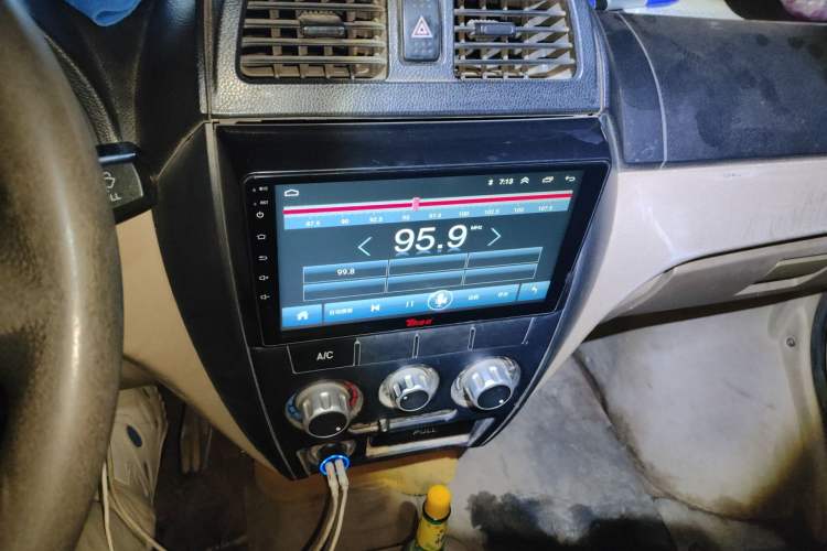 Used Dongfeng Xiaokang C37 2019 1.5L Standard II China VI Emission Standard DK15 Audio And AC Panel