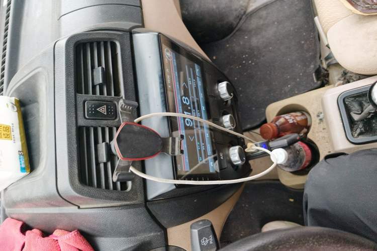 Used Dongfeng Xiaokang C37 2019 1.5L Standard II China VI Emission Standard DK15 Audio And AC Panel