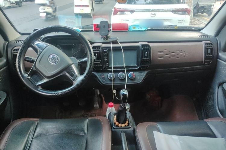 Used Dongfeng Xiaokang C37 2019 1.5L Comfort Edition China VI DK15 Center Console