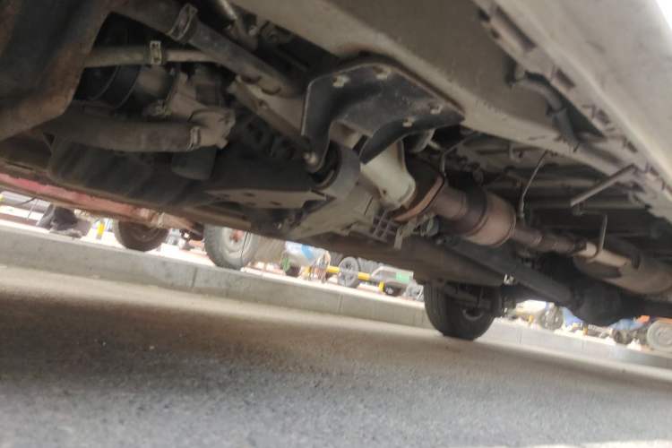 Used Dongfeng Xiaokang C37 2019 1.5L Comfort Edition China VI DK15 Chassis Front Left